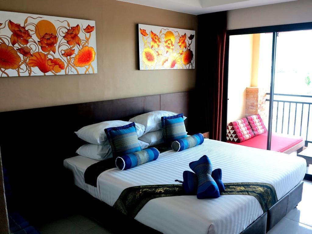 Baan Kata Maytha Karon Exterior foto